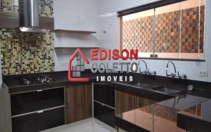 Imagem Casa com 5 Quartos à Venda, 184 m² em Cidade Alta - Piracicaba