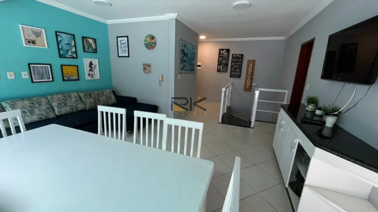 Imagem Cobertura Duplex Praia Grande em Ubatuba-SP com 3 dormitórios,sendo 2 suítes,varanda gourmet com churrasqueira,2 vagas de garagem