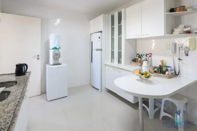 Imagem Apartamento Frente Mar para Venda em Balneário Camboriú, CENTRO, 4 dormitórios, 4 suítes, 5 banheiros, 3 vagas