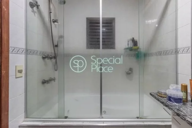 Imagem 123 metros 3 dormitórios 1 suíte lavabo 3 vagas Apartamento está sendo vendido mobiliado, com pla...