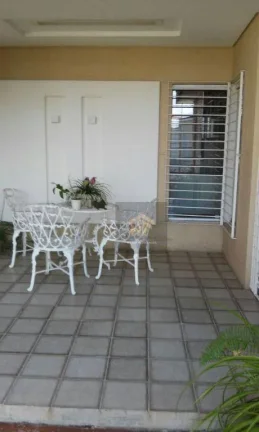 Imagem Casa com Piscina de 4 Quartos em Cajueiro, Recife