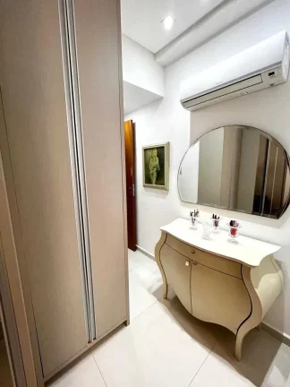 Imagem Apartamento com 3 dormitórios sendo 1 suíte e 1 vaga de garagem em Joinville/SC
