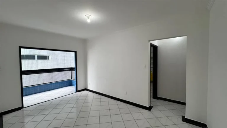 Imagem APARTAMENTO COM 81.22 m² - FORTE - PRAIA GRANDE SP