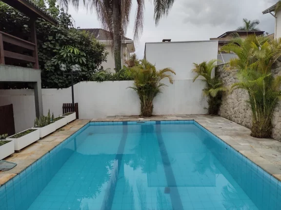 Imagem Casa em Condomínio para Locação em Santana de Parnaíba / SP no bairro Alphaville