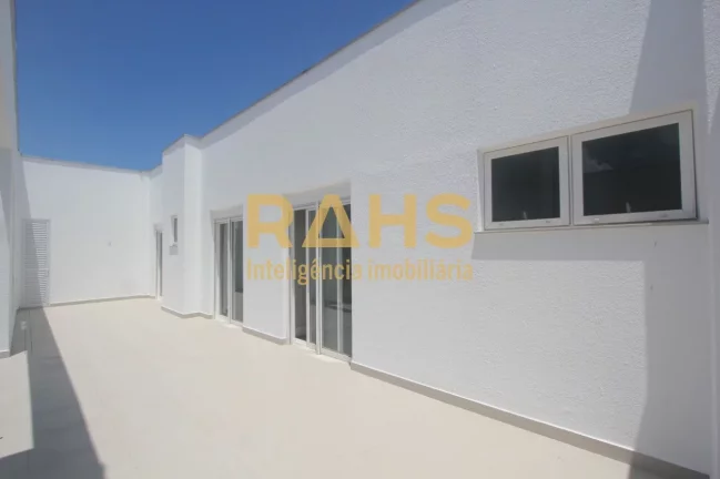 Imagem Buscando aquela cobertura nova com 4 suítes e 4 vagas de garagem? Essa é uma excelente opção par...