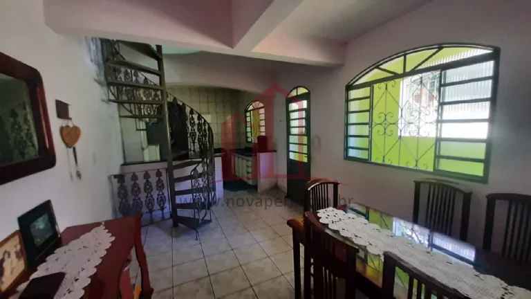 Imagem Imperdível! Casa à venda em Franco da Rocha-SP, no Jardim das Jabuticabeiras: 3 quartos, 2 salas, 2 banheiros, 2 vagas de garagem, 223,46 m².