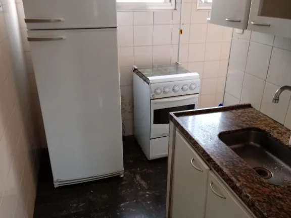 Imagem Apto com 2 dormitórios semi mobilado na Santa Cecilia.