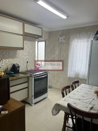 Imagem Vendo Grande Oportunidade no Parque das Arvores. Apartamento de 60m2, Sendo 3 Dormitórios com Planejados, Opção para sala de Jantar, 1 Vaga fixa e coberta, Todas as Instalações novas, Reformado Recente, com Piso Porcelanato, Próximo a Estação Grajaú da CP