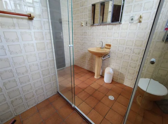 Imagem Casa com quartos + edícula e Piscina em Praia Grande