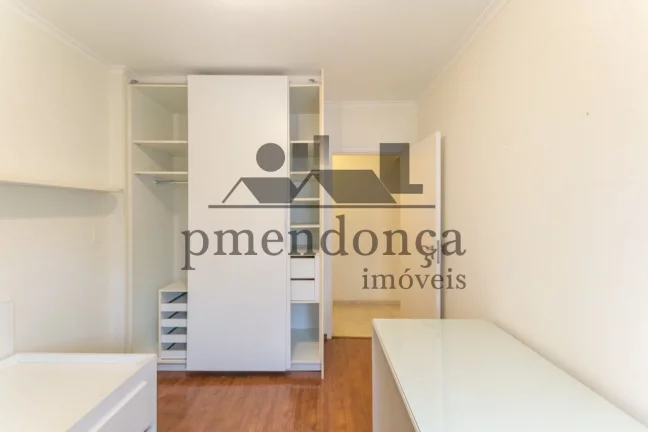Imagem Apartamento na Rua Caraibas mobiliado com 3 quartos (1 suíte) e 1 vaga, 113m²