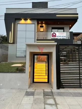 Imagem Casa à venda com 3 quartos sendo 3 suítes no Estreito/ Florianópolis, SC - Brasil