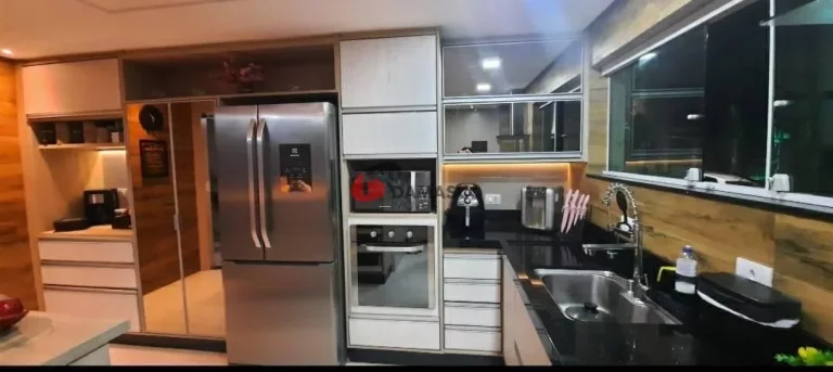 Imagem Sobrado à venda 3 Quartos, 3 Suites, 3 Vagas, Nova Gerty, São Caetano do Sul - SP