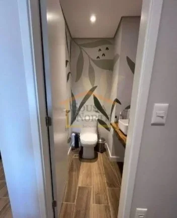 Imagem Apartamento com 69 m² de área útil. Possui 2 dormitórios, sendo 2 suítes com armários planejad...