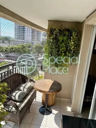 Imagem Excelente apartamento à venda no Campo Belo - Área: 105m² - 02 suítes (Planta original com 03 do...