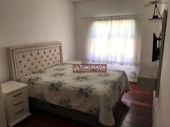 Imagem Casa com 3 quartos à venda, 250 m² por R$ 1.700.000 - Vila Milton - Guarulhos/SP