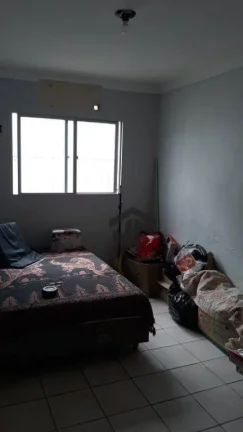 Imagem Casa com 3 Quartos em Dois Unidos, Recife