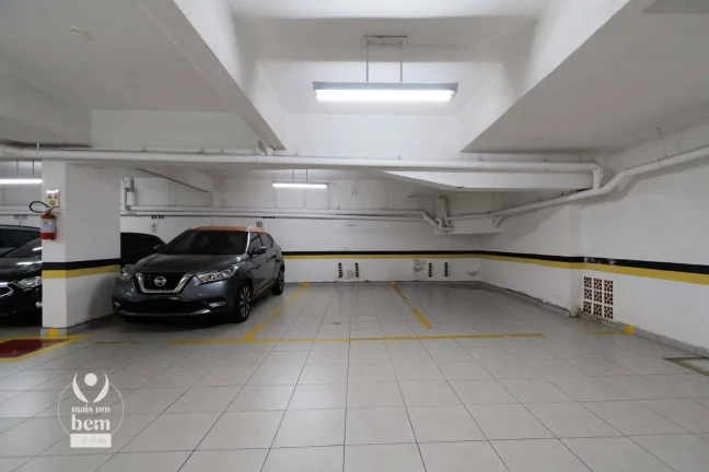 Imagem Ampla sala de 108 m² com mezanino, ótima localização à venda por R$ 790.000 - Centro - Curitiba/PR