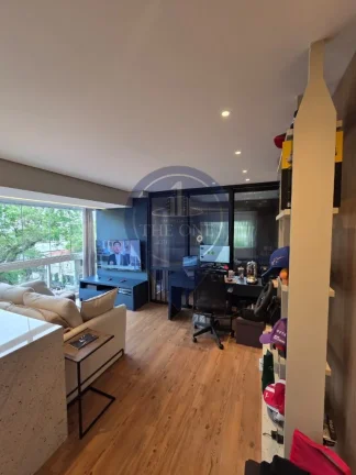 Imagem Apartamento à venda no Campo Belo, São Paulo-SP: 1 quarto, 2 salas, 1 banheiro, vaga de garagem!