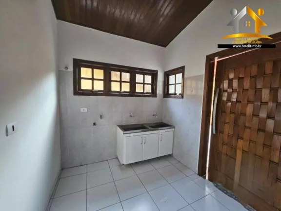 Imagem Casa à venda no condomínio Petit Village na Granja Viana - Batelli Imóveis