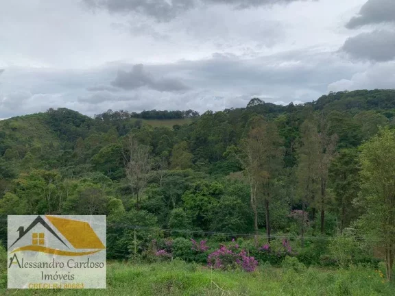 Imagem Terreno de 450 mts² em Amparo