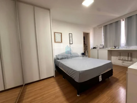 Imagem Imóvel de Luxo na Barra da Tijuca: Cobertura de 3 Quartos com 222m² e 3 Vagas de Garagem no Rio de Janeiro-RJ