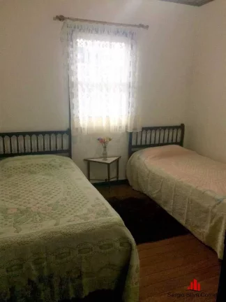 Imagem Casa a Venda Na Região do Chantal, em Campos do Jordão.