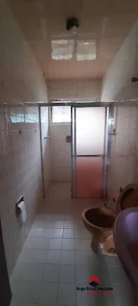 Imagem Casa a Venda na Região de Abernessia Campos do Jordão - SP.