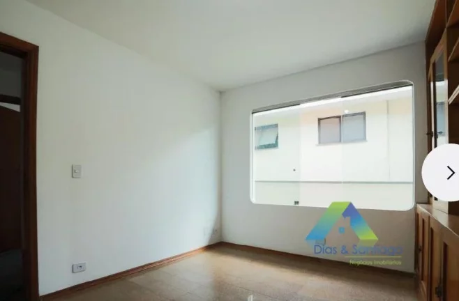Imagem Linda casa com 638m² no coração do Brooklin.
