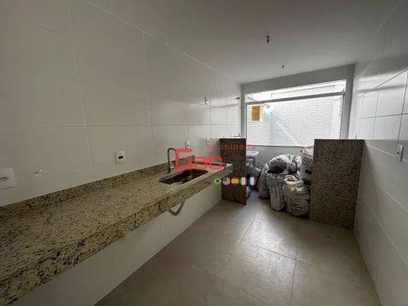 Imagem Apartamento com 2 dormitórios à venda, 53 m² por R$ 479.000,00 - Palmeiras - Cabo Frio/RJ