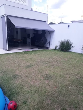 Imagem Oportunidade Sobrado 4 Dorms sendo uma Suíte – Villa Branca