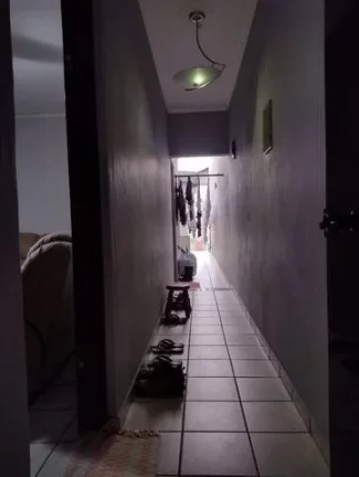 Imagem Casa Assobradada Corredor Lateral 8 vagas 3 Dormitorios Sendo 1 Suíte