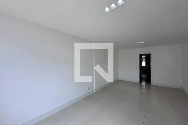 Imagem Casa à Venda - Recreio, 3 Quartos, 480 m2