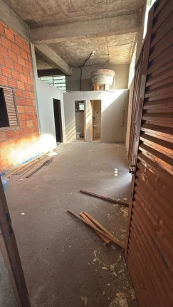Imagem Loja para Alugar no Centro de Santa Luzia, 380m² e 2 Banheiros