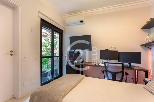 Imagem Apartamento a venda de 4 quartos ,Vila Nova Conceição. São Paulo. SP.