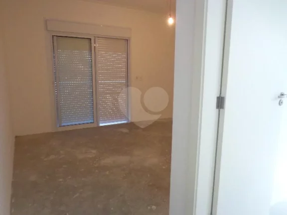 Imagem Casa à venda com 3 quartos, sendo 3 suítes, em Butantã, São Paulo - SP