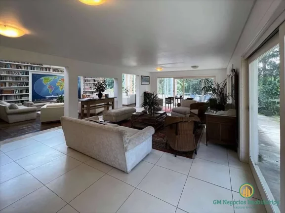 Imagem Casa com 5d/3sts. ESTILO ÚNICO ESPETACULAR E ENCANTADOR! SÓ VENDO!