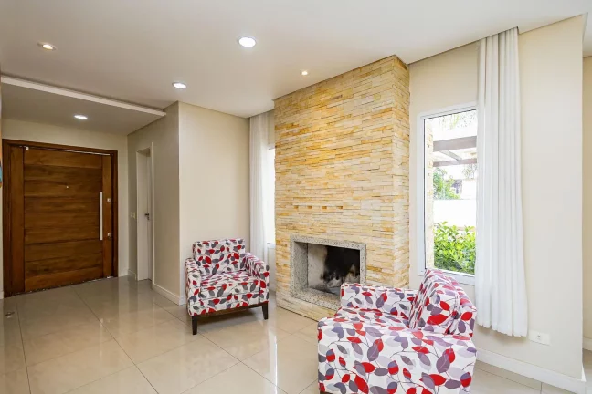 Imagem Casa 4 quartos em condomínio no São Bráz Curitiba