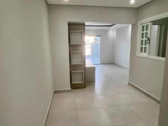 Imagem Sobrado com 160 m² 3 Dormitorios sendo 1 Suite e 2 Vagas de Garagens