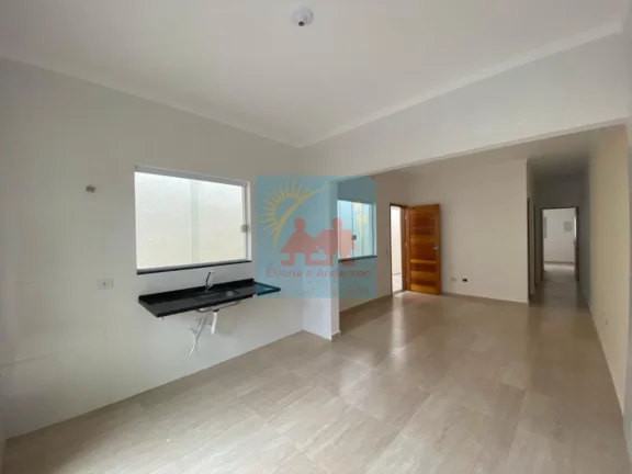 Imagem Casa com Piscina na Praia do Vera Cruz em Mongaguá, com churrasqueira!