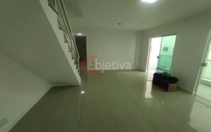 Imagem Cobertura a venda com 3 quartos (todos suítes) - Passagem - Cabo Frio