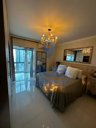 Imagem Apartamento com 3 dormitórios à venda sendo 3 suítes, 184.0 m² por - R$ 3.500.000,00 - Centro - Bal. Camboriú/SC