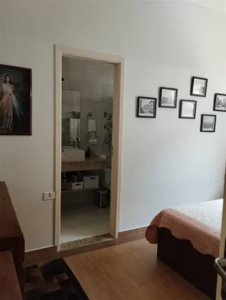 Imagem CASA COM 171 m² - FLÓRIDA - PRAIA GRANDE SP