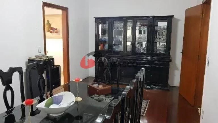 Imagem Sobrado à venda 3 Quartos, 3 Suites, 5 Vagas, 326M², Santa Maria, Santo André - SP