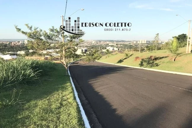 Imagem Excelente Terreno à venda em Piracicaba na parte alta do Morada do Engenho de 800m²