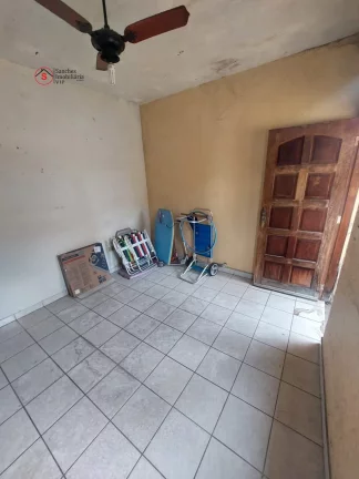 Imagem SOBRADO COM 3 DORMITÓRIOS A VENDA NA VILA FORMOSA, COM EDÍCULA. EXCELENTE LOCALIZAÇÃO. 2 VAGAS DE GARAGEM COBERTAS, PORTÃO AUTOMÁTICO