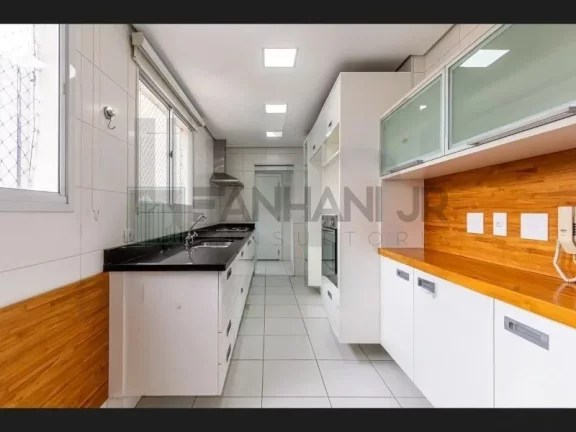 Imagem Imperdível: Apartamento de Luxo à Venda ou Locação no Itaim Bibi, São Paulo - 3 quartos, 3 suítes, 3 salas, 5 banheiros, 3 vagas - 162 m².