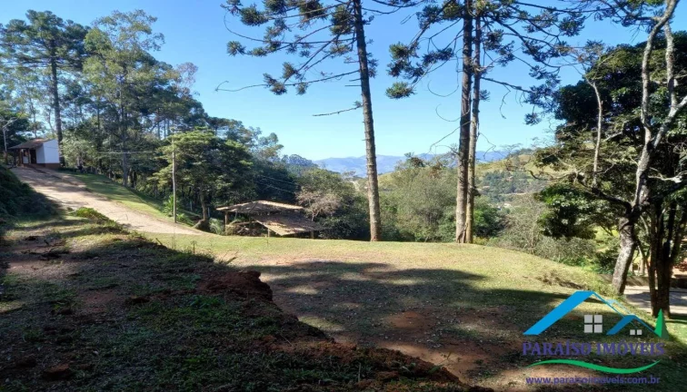 Imagem Terreno à Venda no Condomínio Quinta das Araucárias.