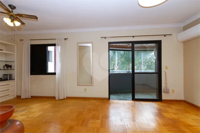 Imagem Apartamento à venda com 3 quartos, sendo 2 suítes, no condomínio Villaggio de Bologna, São Paulo - SP