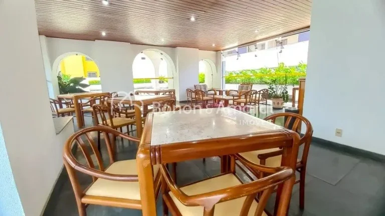 Imagem Amplo e bem distribuído, este apartamento de 143m² no coração do Cambuí é ideal para quem busc...