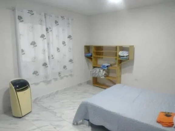 Imagem Casa para Venda em Itanhaém, Loty, 1 dormitório, 1 banheiro, 4 vagas